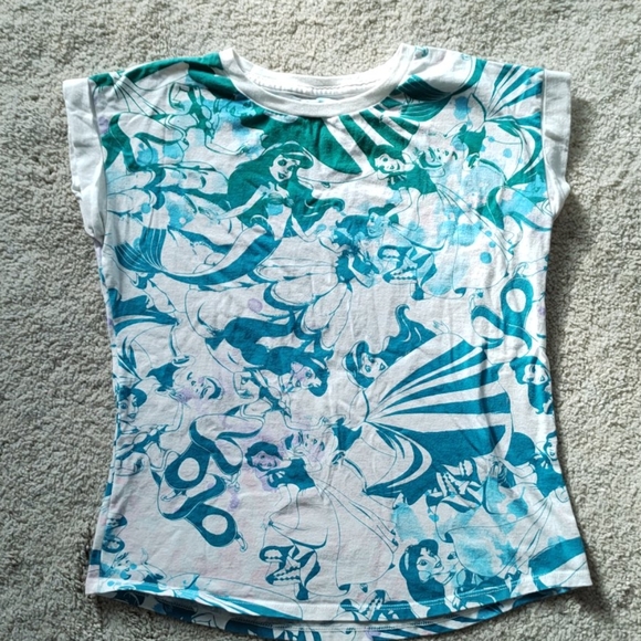 Disney Tops - Disney Princess watercolour shirt